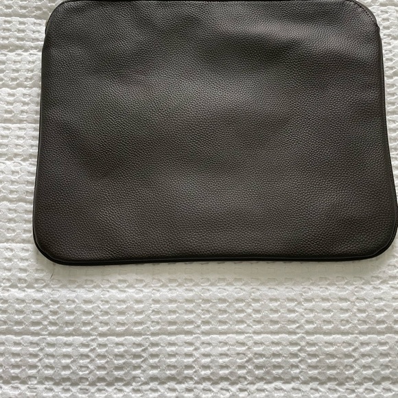 Laptop sleeve - Picture 2 of 3